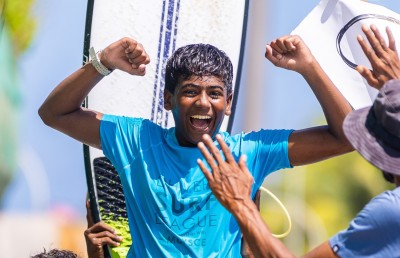 ޔަސީން ފުލުފުލުން ތާރީހުގެ ތެރެއަށް، އުމުރުން 15 އަހަރުގައި ރާއްޖޭގެ ސާފިން ޗެމްޕިއަނަކަށް!