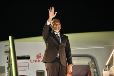 މޯދީ ހުވައިކުރައްވައި ރަސްމީިއްޔާތަށް ރައީސް އިންޑިއާއަށް ފުރައިވަޑައިގެންފި