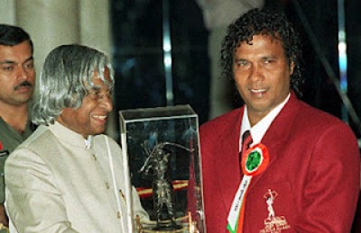 "ބްރޫނޯ އެންމެ ދެރަވީ މާސޭގެ އިސްތަށިގަނޑު ފެނިފައި"