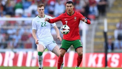 ރޮނާލްޑޯގެ އެހީގައި، އަޔާލެންޑް އަތުން ޕޯޗުގަލް މޮޅުވެއްޖެ