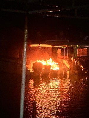 ފަތާ ޓްރެކް ކައިރީ އޮތް ލޯންޗެއްގައި ރޯވެ، ގެއްލުންތަކެއް ވެއްޖެ