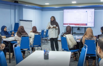 މުސާރަ ބޮޑުވި، ޝަކުވާ އަކީ އިމެއް ނެތި ނެގި އޯޓީ ހިފެހެއްޓުމުން!