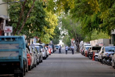 ދަރުބާރުގެ ކައިރީ ހިންގި މާރާމާރީ: ހަތަރު މީހުން ތަހުގީގު ނިމެންދެން ބަންދަށް