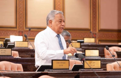 ސަލީމް ވިދާޅުވީ ސިޔާސީ މީހުން ވާހަކަ ދައްކަނީ އިހުލާސްތެރިކަމެއް އޮވެގެން ނޫން ކަމަށް