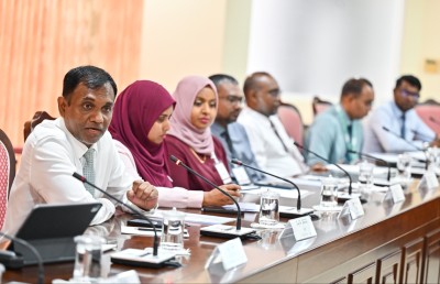 ބަޖެޓު ނެތިގެން 54 މަގާމަށް މީހުން ނުނެގޭ: ސީއެސްސީ