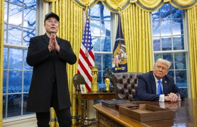 ޓްރަމްޕު ހަރަދު ކުޑަކުރަން އުފެއްދި އޮފީސް "ސިއްރުން" އުވާލައިފި