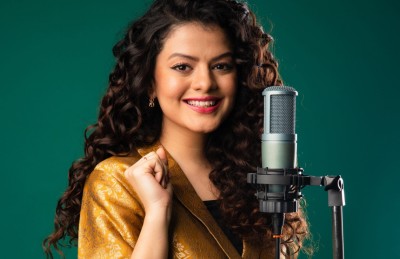 ހިތުގެ 3،900 ސާޖަރީއަކަށް ފަންޑު ހޯދައި އިންޑިއާގެ ލަވަކިޔުންތެރިޔަކަށް ދުނިޔޭގެ ރެކޯޑެއް