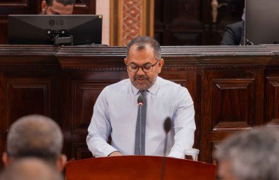 ސަރުކާރުން ލަފާކުރަނީ ހަނިމާދޫ އާއި ގަން އެއާޕޯޓާ އެކު އިގުތިސާދީ ކުރިއެރުން 10 ޕަސެންޓަށް ގެންދަން