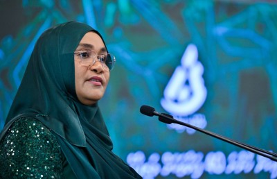 ނުކުޅެދުންތެރިކަން ހުންނަ ފަރާތްތަކަށް ވަޒީފާ ދިނުމަކީ ހަމަހަމަކަން ދައްކުވައިދޭ ކަމެއް: ފަސްޓް ލޭޑީ