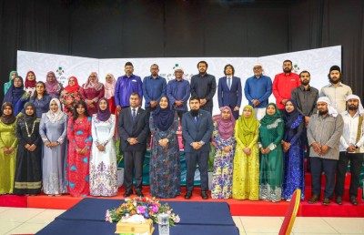 ގައުމިއްޔަތާ ގުޅޭ ރިސާޗު ސްކޮލާޝިލް 40 މީހަކަށް ދީފި