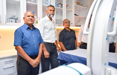 ޕެއިން ކްލިނިކުގައި ސީ-އާމް މެދުވެރިކޮށް ތަދަށް ދޭ ފަރުވާތައް ރަސްމީކޮށް ތައާރަފްކޮށްފި