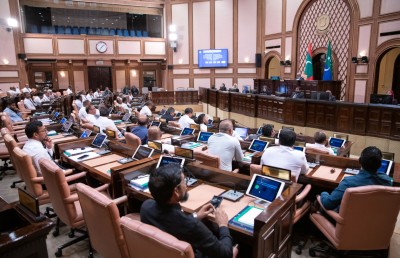 މެންބަރުންނާ ގުޅޭ އާންމު ވޯޓުގެ އިސްލާހު ބަލައިގެންފި