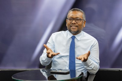 ކުދި ވިޔަފާރިތައް ސަލާމަތްކުރަން މިހާރުވެސް ފައިސާ ޗާޕުކުރަން ޖެހޭ: ފައްޔާޒު