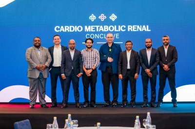 ބޭސްތަކާމެދު ޑޮކްޓަރުންނާއި ނަރުހުން ހޭލުންތެރިކުރަން ކޮންފަރެންސެއް ބާއްވައިފި