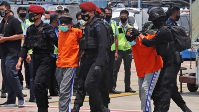 އިންޑޮނޭޝިއާގައި ބޮމުގެ ހަމަލާ ދިން ޖަމާއަތް އުވާލަން ނިންމައިފި