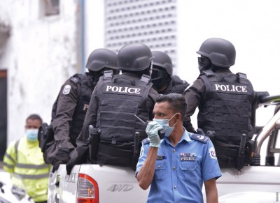 ހައްޔަރުކުރަން އުޅެނިކޮށް އަނިޔާވި މީހާ ވެންޓިލޭޓަރުގައި