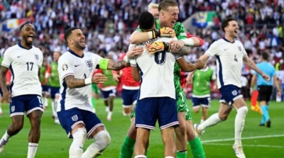 ޕެނަލްޓީގެ ނަސީބުން ސްވިޒަލެންޑު ބަލިކޮށް އިންގްލެންޑުން ސެމީއަށް