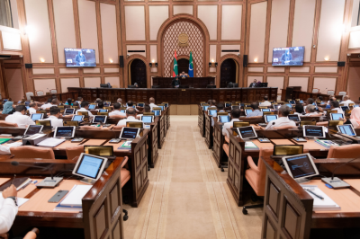 ތިން ދުވަހުގެ ބަހުސަކަށް ފަހު ދަރަންޏާ ބެހޭ ބިލު ބަލައިގަނެ ކޮމިޓީއަށް ފޮނުވައިފި