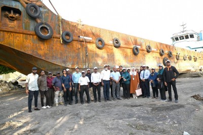 ޒުވާނުންނަށް ޚާއްސަކޮށްގެން ލިއޯއިން އެޕްރެންޓިސްޝިޕް ޕްރޮގްރާމެއް ބާއްވަނީ