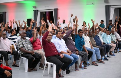 ވިލިމާލޭގެ ނިކަގަސްތައް ކަނޑަން ރައީސްގެ ބައްދަލުވުމުގައި ވޯޓުން ނިންމައިފި