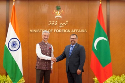 ރާއްޖެއާއި އިންޑިއާގެ ޒަމާންވީ ގުޅުން ދަމަހައްޓާނަން: ޒަމީރު