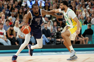 އޮލިމްޕިކްސް ބާސްކެޓްބޯޅަ: އެމެރިކާއިން ސެމީފައިނަލްގެ ޖާގައެއް ކަށަވަރު ކޮށްފި