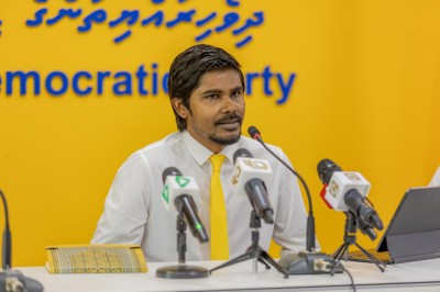 އާރުޑީސީގެ އާ މެނޭޖުމެންޓުން އުޅެނީ މައްސަލަތައް އުފަންކުރަން: މޫކޭ