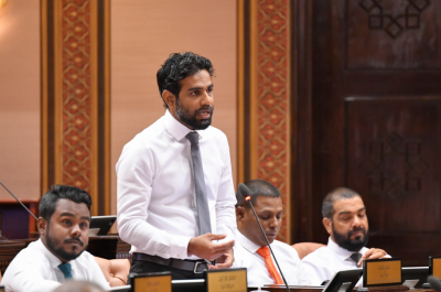 އެހެން ގައުމެއްގެ ދާޚިލީ ކަމަކަށް ރާއްޖޭގައި މުޒާހަރާކުރަން ފުރުސަތުދީގެން ނުވާނެ: ހުސްނީ