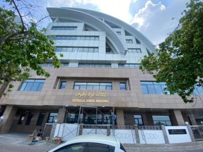 ޚަރަދު ކުޑަކުރުމަށް މިވަގުތަށް ބައެއް އެމްބަސީތައް ބަންދުކުރެވިދާނެ: އާތިފް ޝަކޫރު