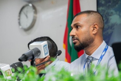 ކޮންސްޓްރަކްޝަން މަސައްކަތްތަކަށް ނަގާފައި ތިބި ވަގުތީ މުވައްޒަފުން ފެނަކައިން ވަކިކުރަނީ