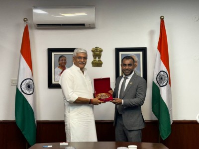 ރާއްޖޭގެ ފަތުރުވެރިކަން ފުޅާކުރުމަށް ފައިސަލް، އިންޑިއާގެ ޓޫރިޒަމް މިނިސްޓަރާ މަޝްވަރާކުރައްވައިފި