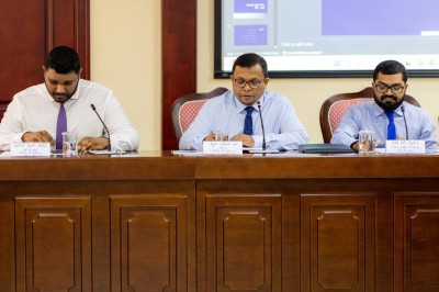 2026ގެ ބޮޑު ދަރަނިން 500 މިލިއަން ޑޮލަރު ރިފައިނޭންސް ކުރަނީ