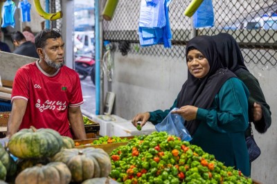 ނުގަވާއިދުން އުޅޭ ބިދޭސީން ޑީޕޯޓްކުރާތީ މާރުކޭޓުތަކުން ބިދޭސީން މަދުވެއްޖެ
