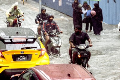 ކުރަމުން އަންނަ ބޯ ވިއްސާރައާ ގުޅިގެން މާދަމާ ސަރުކާރު ބަންދުކޮށްފި