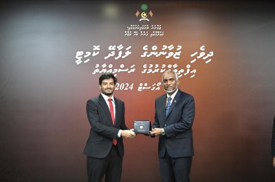 ޒުވާނުންގެ ޚިޔާލު ހޯދުމަށް، "ދިވެހި ޒުވާނުންގެ ޤައުމީ ލަފާދޭ ކޮމިޓީ" އެކުލަވާލައިފި