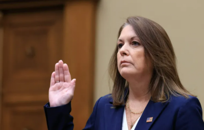 ޓްރަމްޕަށް ދިން ހަމަލާ: ސީކްރެޓް ސާވިސްގެ ވެރިޔާ އިސްތިއުފާ ދެއްވައިފި