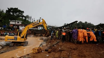 ކެރެލާ ބިންގަނޑު ކަނޑައިގެން ދިއުން: ތިން ދުވަސް ފަހުން ދިރިތިބި ހަތަރު މީހުން ސަލާމަތްކޮށްފި