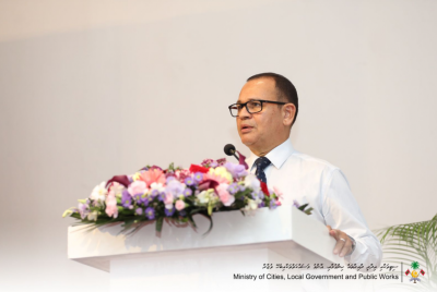 އެހެން ތަންތަނަށް ދޭ ސަމާލުކަން އައްޑުއަށް ވެސް ދީފިނަމަ ޓޫރިޒަމް ފުޅާކުރެވޭނެ: އާދަމް ޝަރީފް