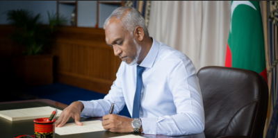 ދައުލަތަށް ލިބޭ ފައިސާ އިތުރުވާނެހެން ޓޫރިޒަމާބެހޭ ޤާނޫނުގެ ބިލު ތަޞްދީޤުކުރައްވައިފި