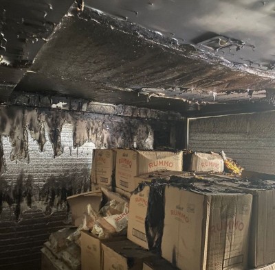 ޔޫރޯ ސްޓޯރުގެ ގުދަނެއްގައި ރޯވެ، ގެއްލުންތަކެއް ލިބިއްޖެ