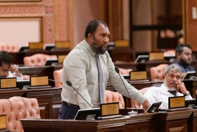 ދަހިވެތިކަމުން ސްކޭމްތަކުގައި ޖެހޭ މީހުންނަށް ވެސް އަދަބެއް އޮންނަންޖެހޭ: އިބްރާހިމް