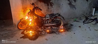 ނާލާފުށީގައި ސައިކަލަކާއި ބައިސްކަލެއްގައި ރޯކޮށްލި މައްސަލައެއް ބަލަނީ