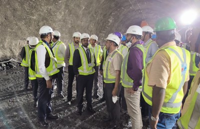 މުމްބާއީގައި ހަދާ ކަނޑު އަޑީގެ ޓަނަލް، މިނިސްޓަރު މުއްތަލިބް ބައްލަވާލައްވައިފި