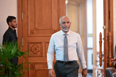 ސިޔާސަތުތައް ބައްޓަންކުރާނީ މަސައްކަތްތެރިންގެ އަޑުއަހައިގެން: ރައީސް