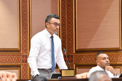 މާލީ ބަޣާވާތޭ ކިޔައި އެމްޑީޕީއަށް ތުހުމަތުތައް ކުރަނީ ސަރުކާރުގެ ނާގާބިލުކަން ފޮރުވަން: ނާޒިލް