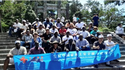 އޮޕް-އެޑް: ފެނުގެ ރައްކާތެރިކަން ކަށަވަރު ކުރުމަށް ގާބިލުކަން އިތުރުކުރުމާ ގުޅޭ މަހާސިންތާގެ ތަޖުރިބާ