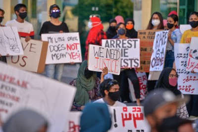 އަންހެނުންނަށް އަނިޔާކުރުމަކީ ފައިދާއެއް ނެތް، ހަޑިހުތުރު އަމަލެއް: ޚުތުބާ