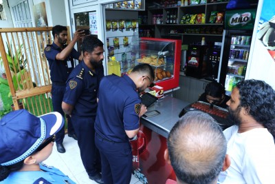 މާލެއަށް ފަހު، ނުގަވައިދަށް އުޅޭ ބިދޭސީން ހޯދުމަށް ހުޅުމާލޭގައި ބޮޑު އިންސްޕެކްޝަނެއް