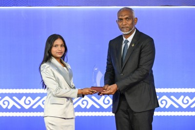 މަތީ އަރުތަވެރިންގެ އެވޯޑް 441 ދަރިވަރަކަށް ދީފި