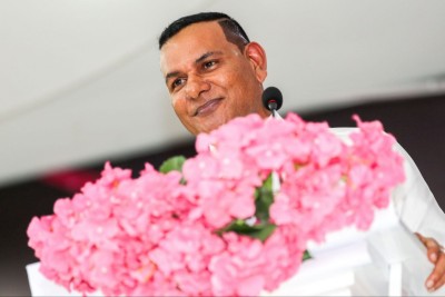 ތައުލީމަށް ބޮޑު ހޭދައެއްކުރާއިރު ގައުމަށް މަންފާ ހޯދައިދޭ ދަރިވަރުން މަދު، މުގައްރަރު އިސްލާހުކުރަންޖެހޭ: ސިޔާމް